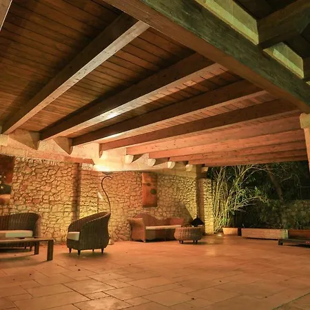 Villa Manco 12, Emma Gagliano del Capo