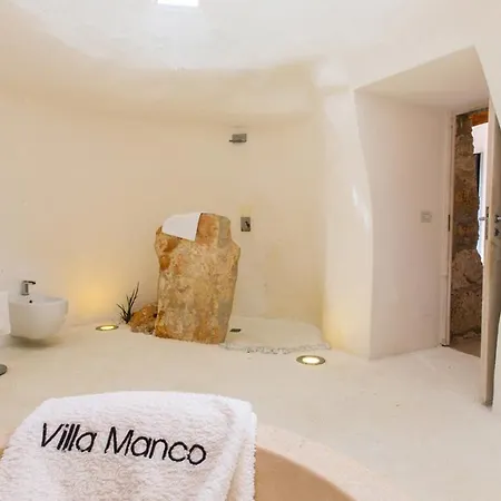Manco 12, Emma Villa